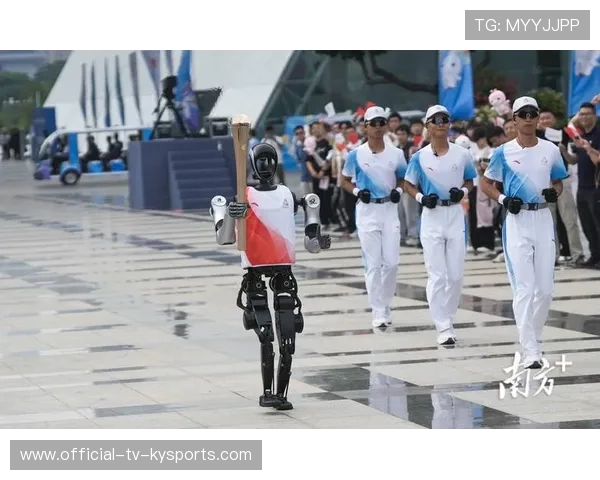 具身智能机器人火炬手“夸父”首次点燃全运会圣火，开启未来体育新纪元